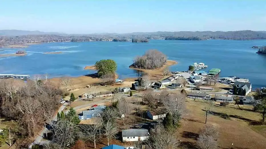 206 Lakeshire Drive, Spring City, TN 37381 - #1
