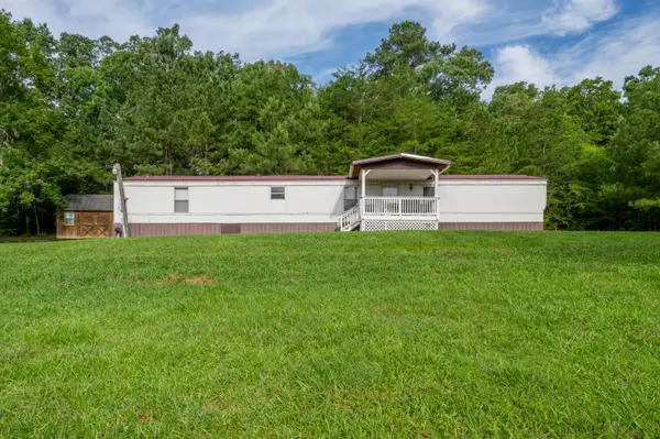3151 Halls Valley Drive, Trion, GA 30753