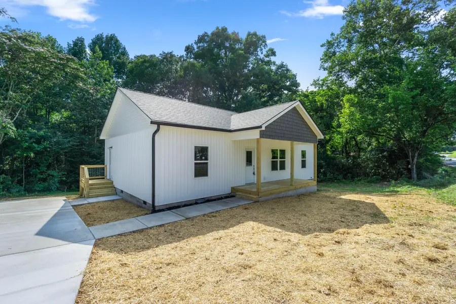 1105 N Chattanooga Street, Lafayette, GA 30728 - #2