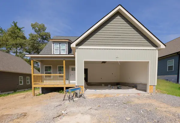 27 Greenslake Road, Rossville, GA 30741
