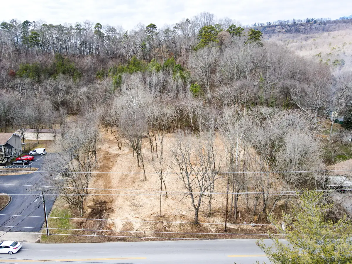 925 Mountain Creek Road, Chattanooga, TN 37405 - #1