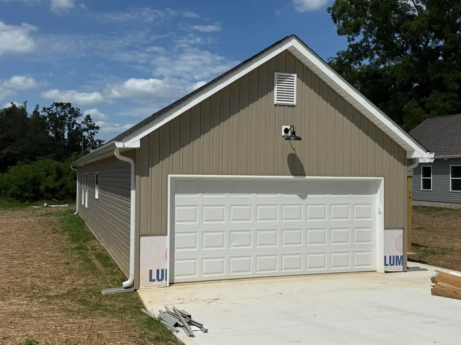 90 Cleveland Avenue, Pikeville, TN 37367 - #3