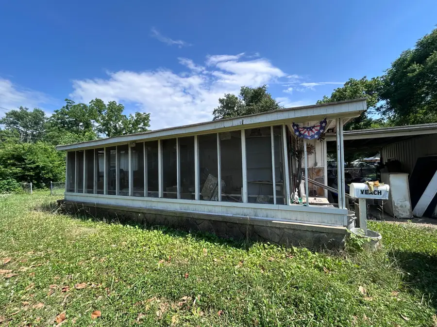 584 W State Line Road, Rossville, GA 30741 - #2