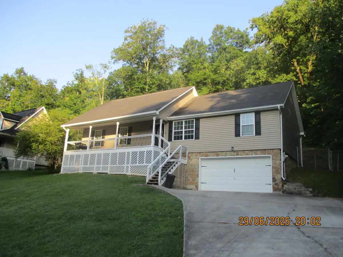 10721 Dallas Hollow Road, Soddy Daisy, TN 37379 - #1