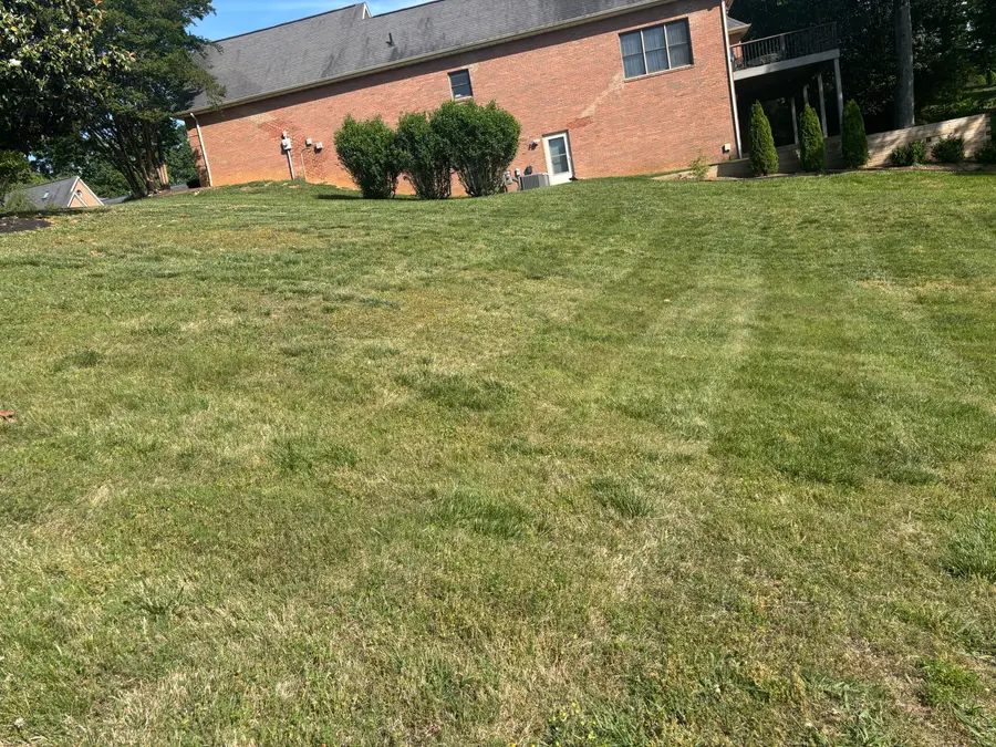 215 Valleyview Drive, Lenoir City, TN 37772 - #2