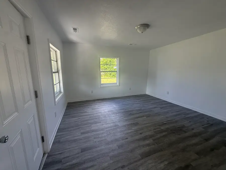 617 Ehrich Avenue, Bridgeport, AL 35740 - #3