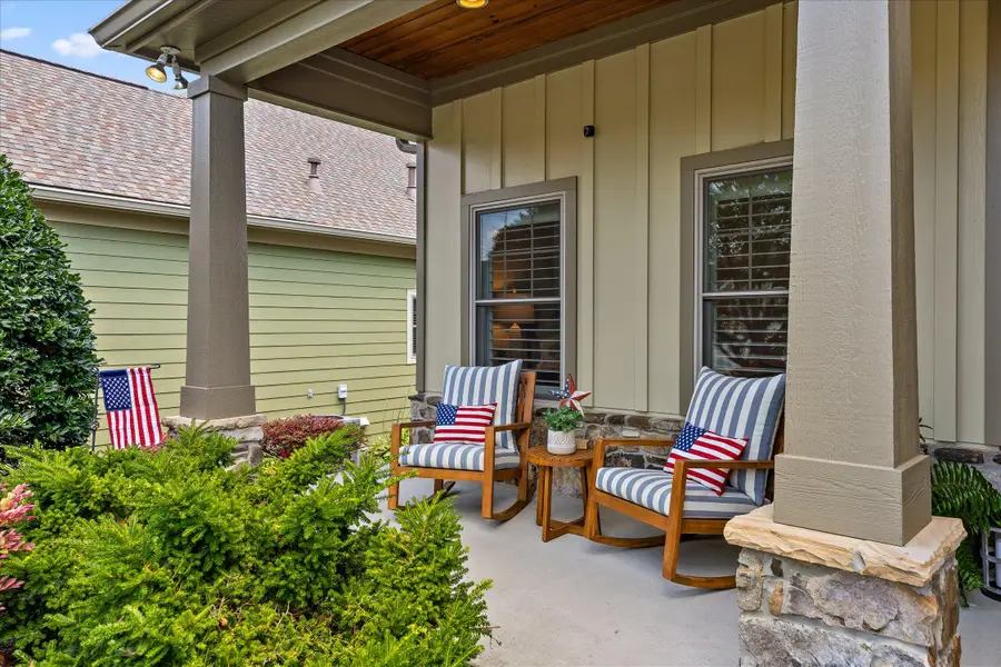 9404 Leyland Drive, Ooltewah, TN 37363 - #2