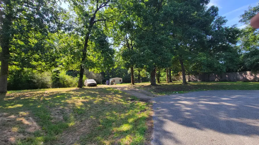 4808 Sarasota Drive, Hixson, TN 37343 - #2