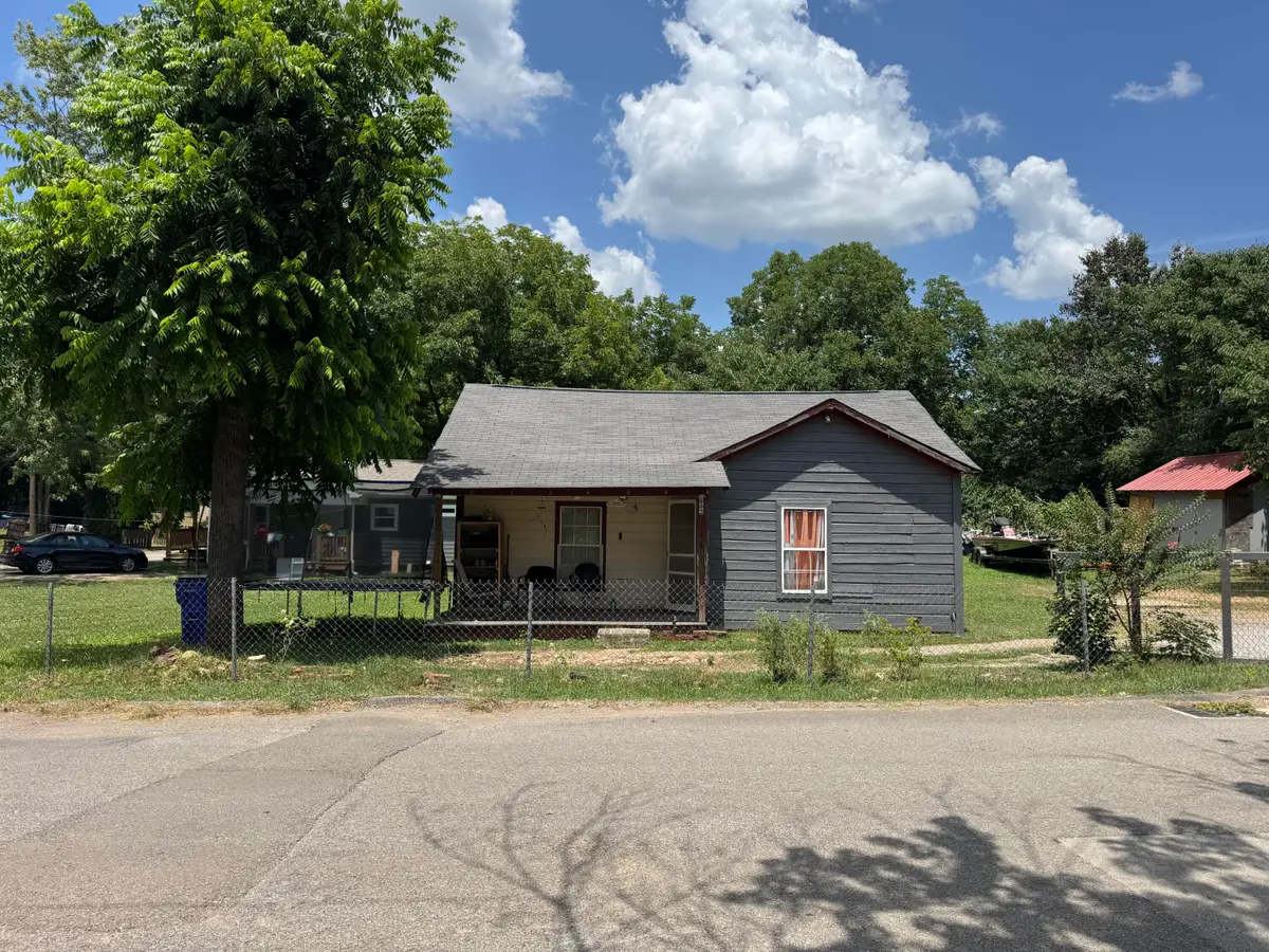 665 6th Street Ne, Cleveland, TN 37311 - #1