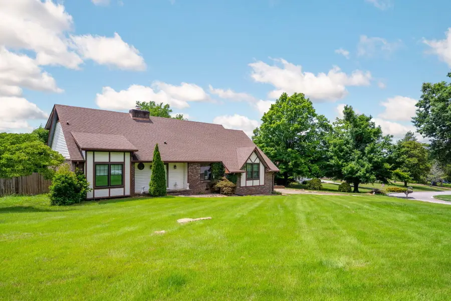 9518 Glynn Downing Drive, Ooltewah, TN 37363 - #2