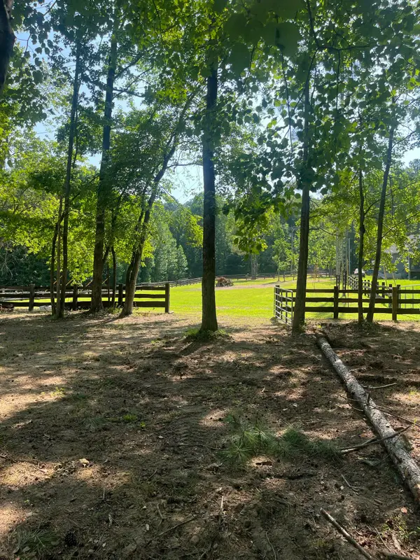 4942 Ringgold Road, LaFayette, GA 30728