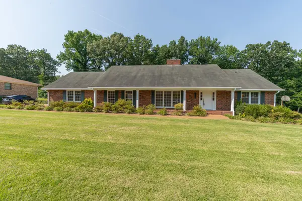 7418 Twin Brook Drive, Chattanooga, TN 37421
