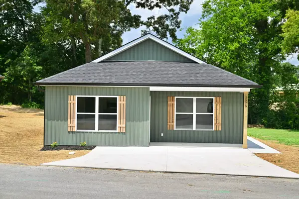1575 Strawberry Lane Ne, Cleveland, TN 37311