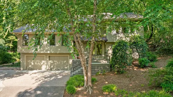 3221 Social Circle, Chattanooga, TN 37415