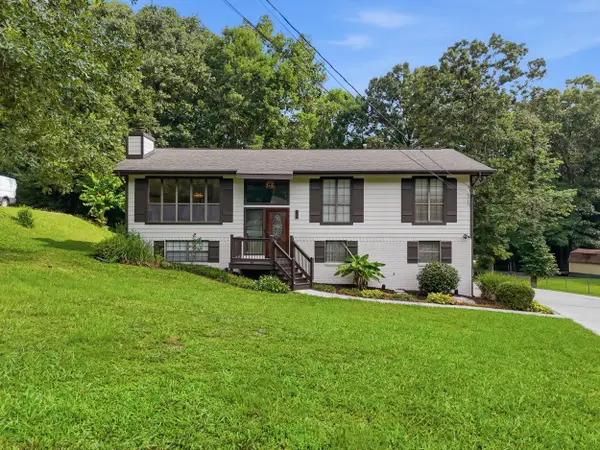 5033 Hunter Village Drive, Ooltewah, TN 37363