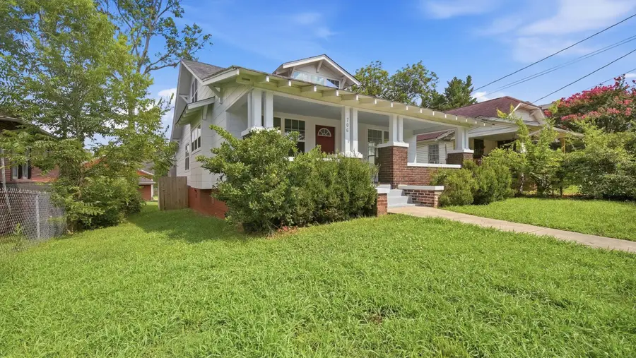 706 S Greenwood Avenue, Chattanooga, TN 37404 - #2