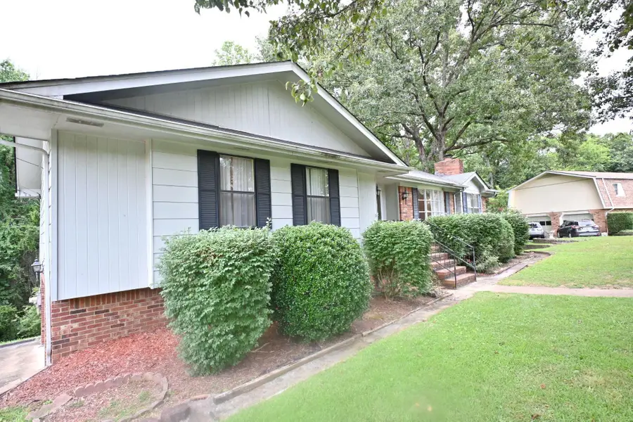 1015 Olde Mill Lane, Hixson, TN 37343 - #2