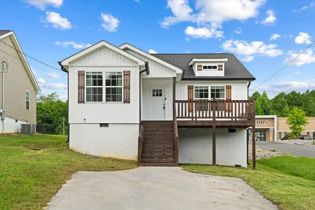 229 Wagner Drive, Dalton, GA 30721 - #1