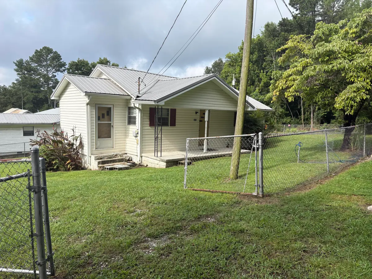 201 Glenn Street, Lafayette, GA 30728 - #1