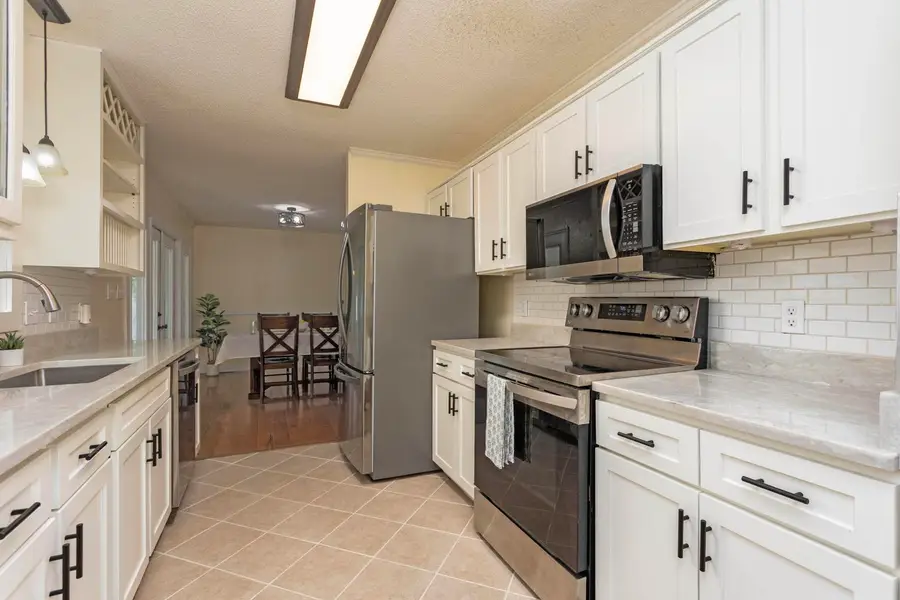 715 Carmen Drive, Athens, TN 37303 - #3