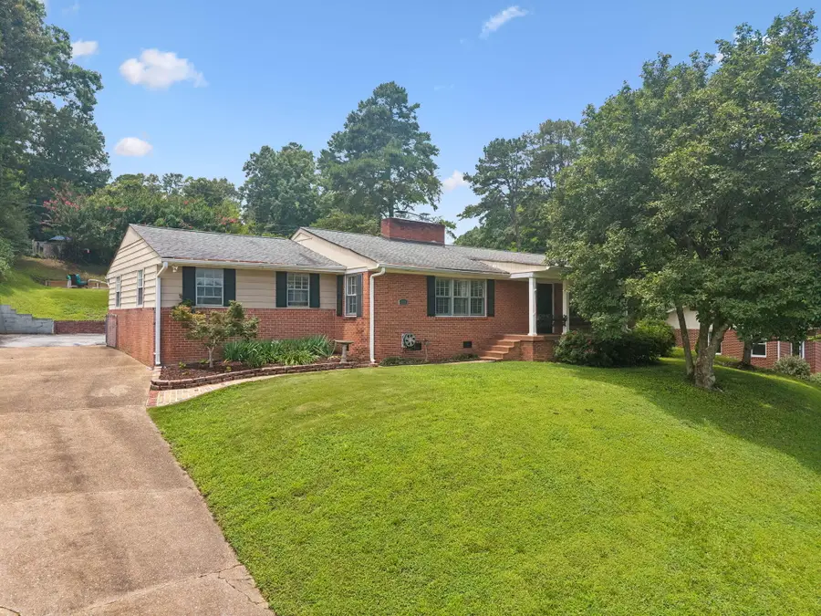817 Belvoir Hills Drive, Chattanooga, TN 37412 - #3