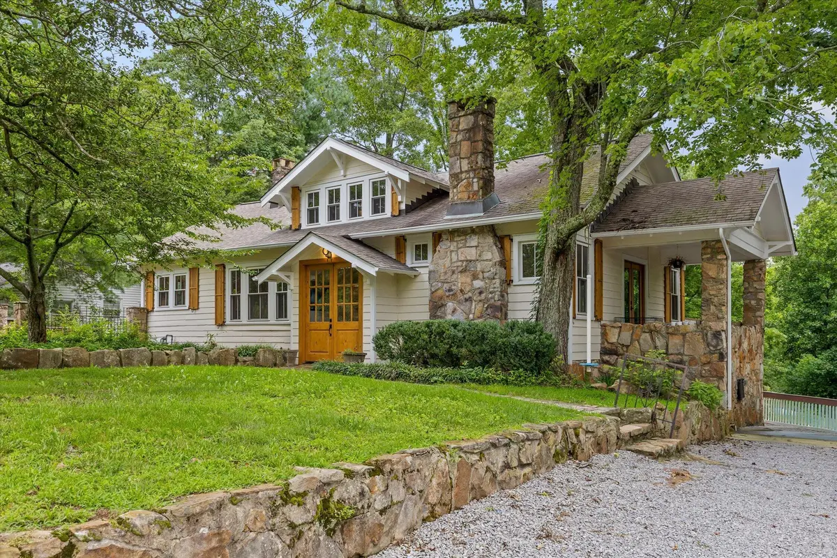 117 S Bragg Avenue, Lookout Mountain, TN 37350 - #1