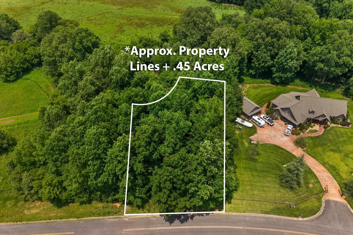 17 E Madison Street, Chatsworth, GA 30705 - #1