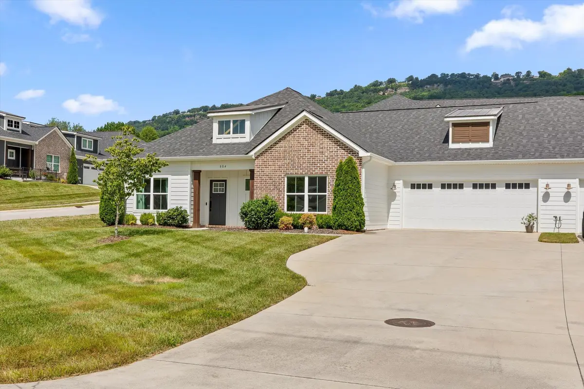 804 Wellstone Drive, Chattanooga, TN 37405 - #1
