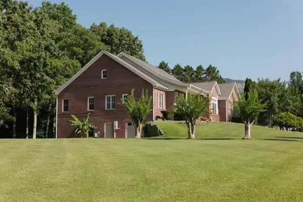 134 Spring Lake Drive, Dunlap, TN 37327