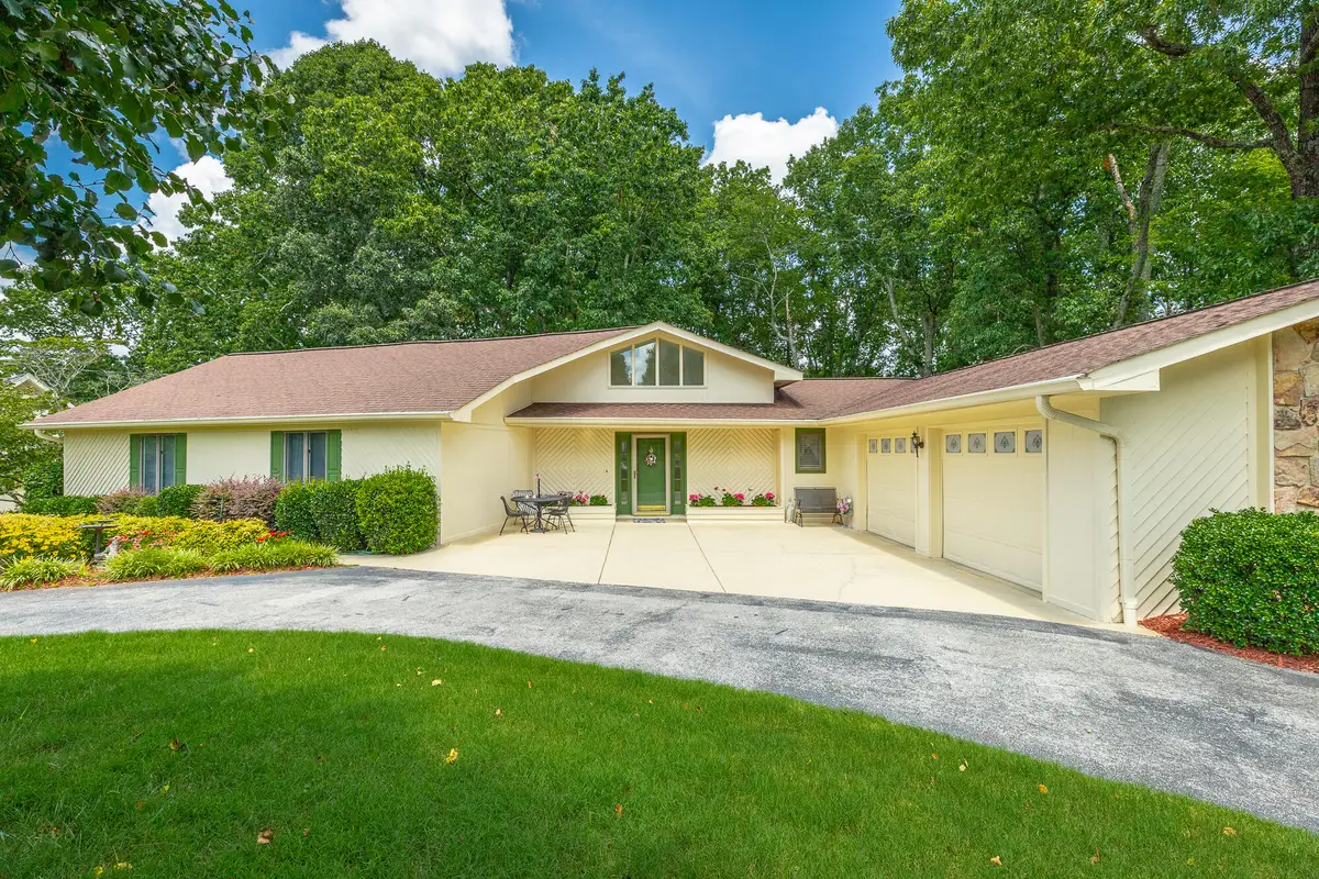 6422 Lake Shadows Circle, Hixson, TN 37343 - #1