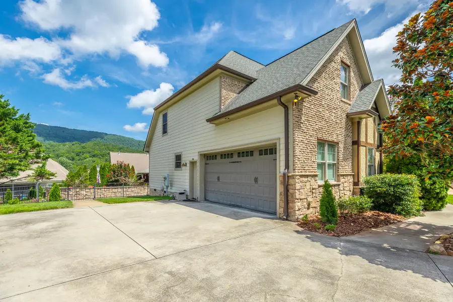 575 Blue Canyon Lane, Hixson, TN 37343 - #3