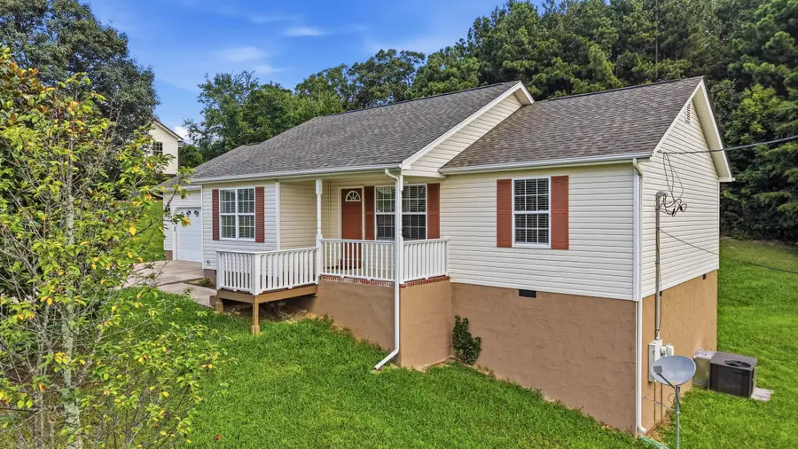 205 Pinewood Drive, Rock Spring, GA 30739 - #2