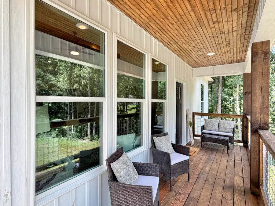 444 E Long Hollow Road, Rock Spring, GA 30739 - #2