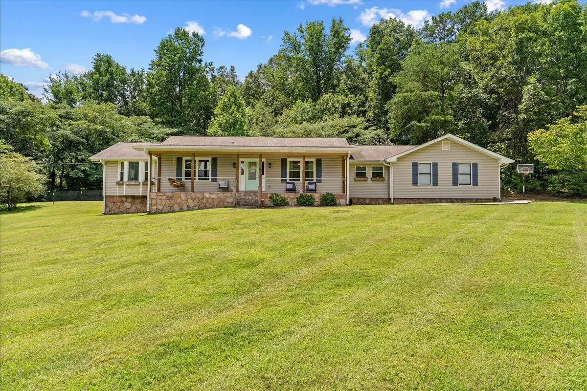323 Lower Dug Gap Road Sw, Dalton, GA 30720 - #1