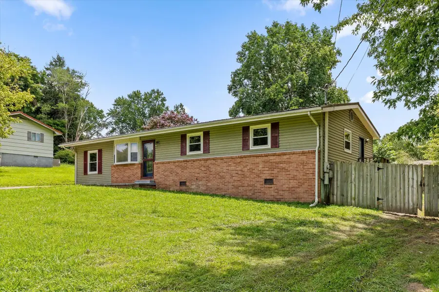 1010 27th Street Se, Cleveland, TN 37323 - #2