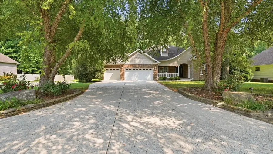 12200 Tobacco Road, Soddy Daisy, TN 37379 - #2