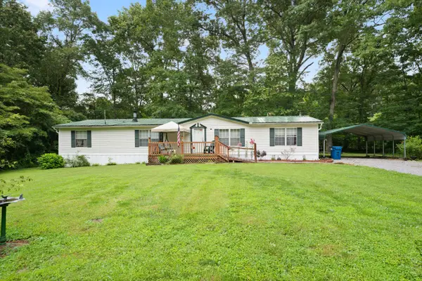 1110 Gray Fox Drive, Crossville, TN 38571
