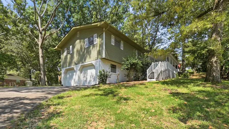 1300 Highcrest Drive, Hixson, TN 37343 - #2