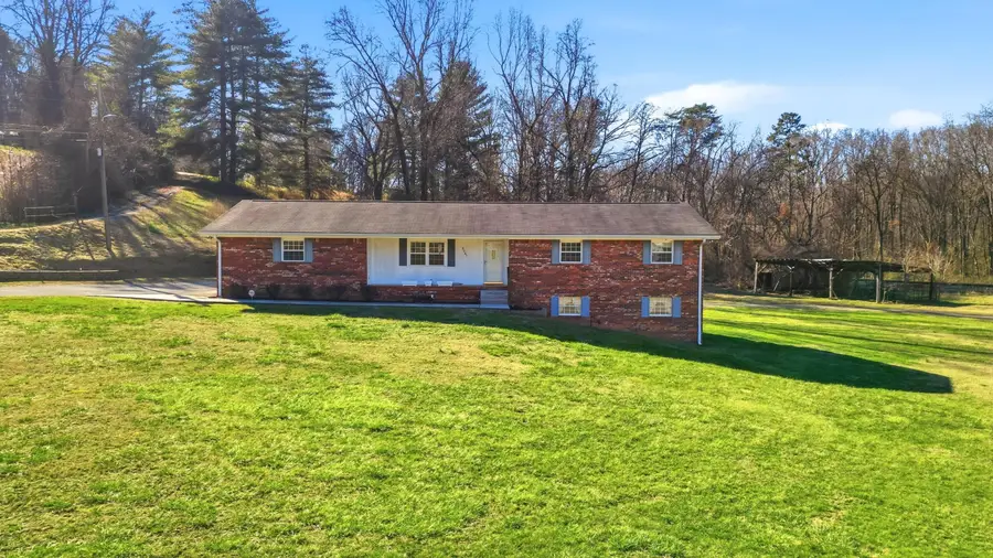 9061 Daisy Dallas Road, Soddy Daisy, TN 37379 - #2