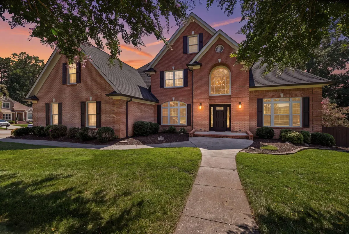 1098 Harbor Point Drive, Soddy Daisy, TN 37379 - #1