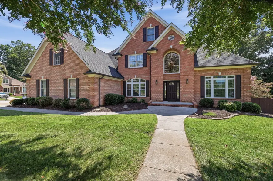 1098 Harbor Point Drive, Soddy Daisy, TN 37379 - #2
