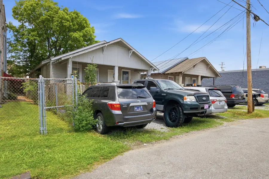 1511 S Greenwood Avenue, Chattanooga, TN 37404 - #3