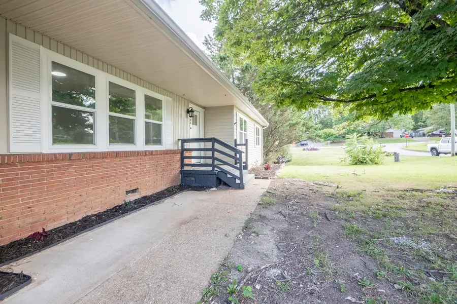 3608 Indian Trail, Chattanooga, TN 37412 - #3