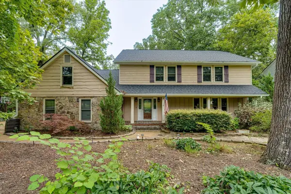 9225 Evening Shadow Drive, Chattanooga, TN 37421