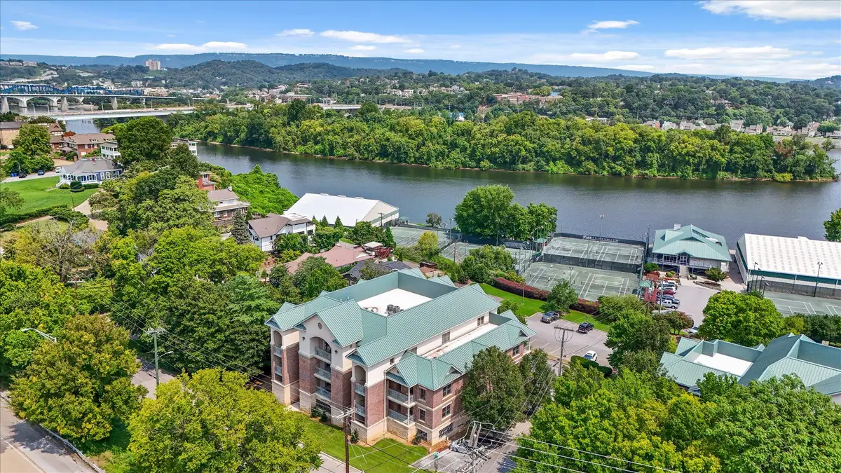 737 Battery Place #302, Chattanooga, TN 37403 - #1