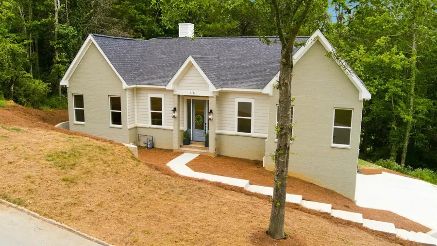 1721 Starboard Drive, Hixson, TN 37343 - #3