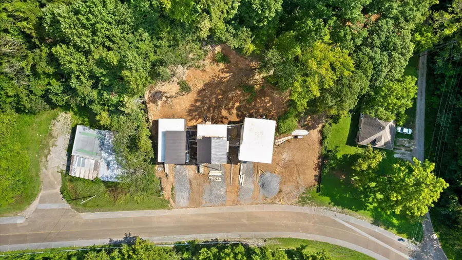 206 Lullwater Road, Chattanooga, TN 37415 - #3