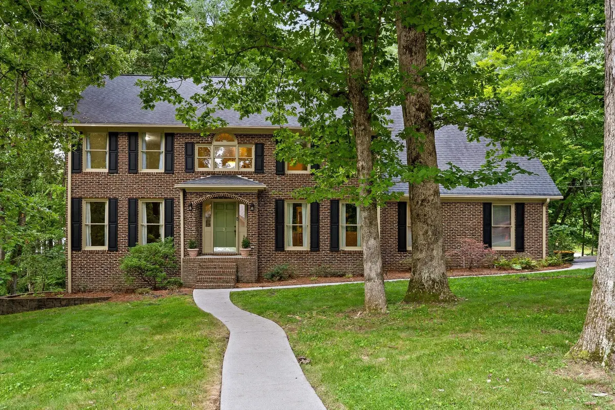 31 Mountain Cove Road, Signal Mountain, TN 37377 - #1