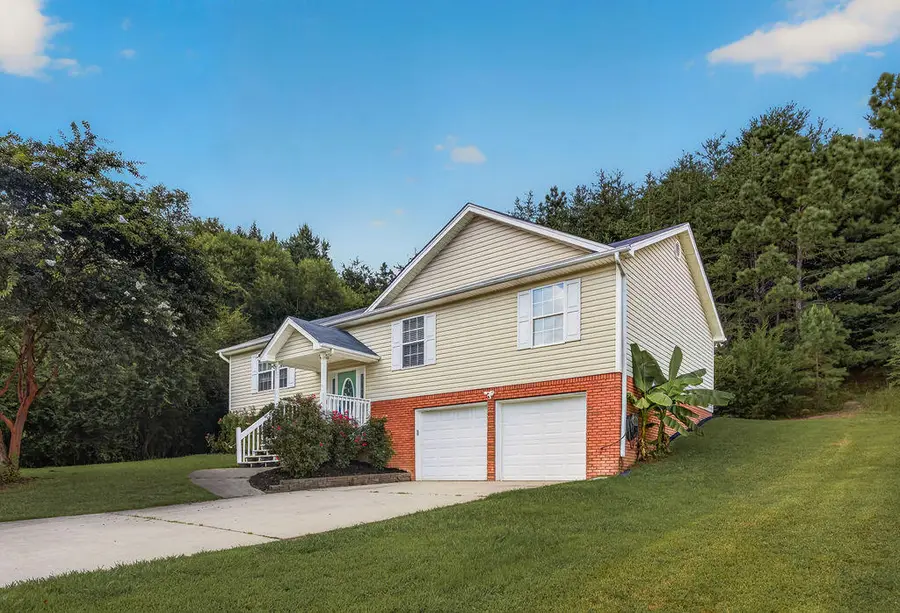 908 Clay Hill Drive, Soddy Daisy, TN 37379 - #2