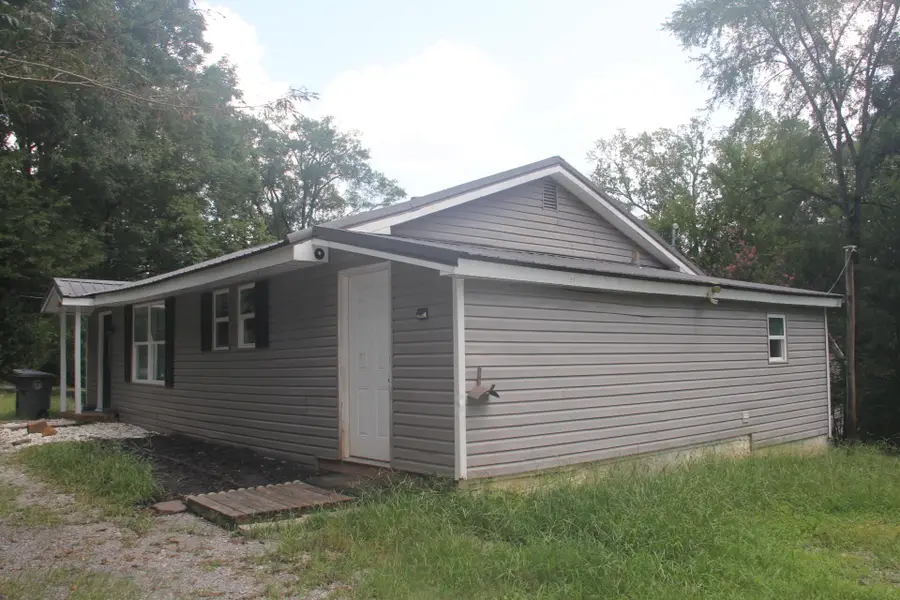 301 Park Street, Lafayette, GA 30728 - #3